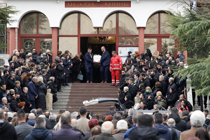 Κηδεία θύματος του δυστυχήματος στα Τέμπη