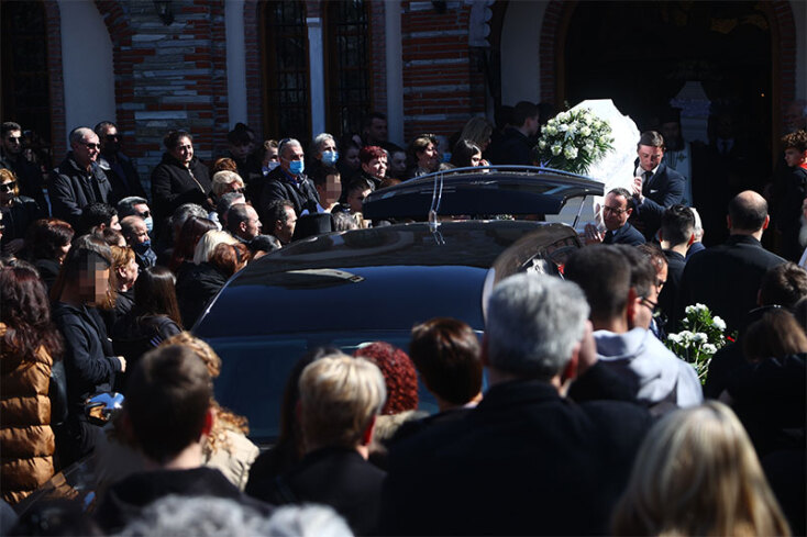 Κηδεία του αστυνομικού και του 15χρονου γιου του στο Κορδελιό