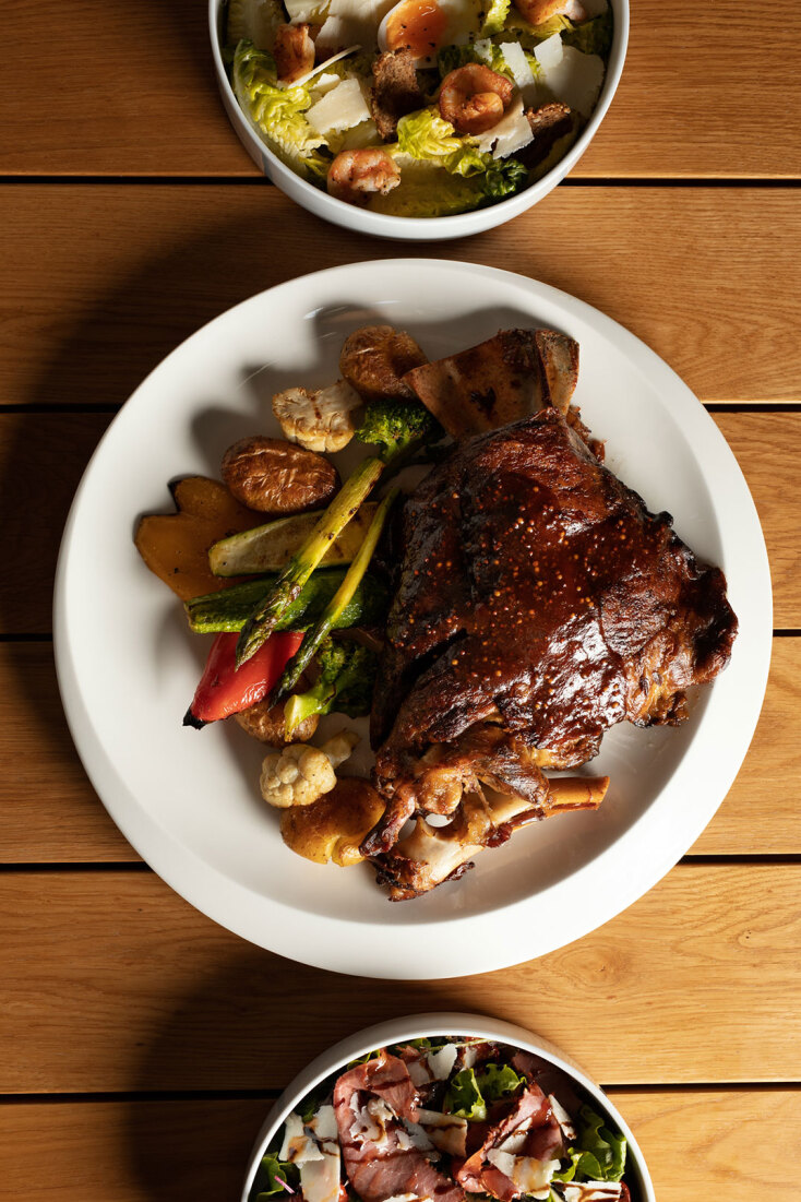 Γεύμα στο Avenue Modern Cuisine