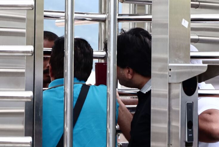 Διπλό δράμα για διασωθέντες και συγγενείς προσφύγων μετά το ναυάγιο της Πύλου