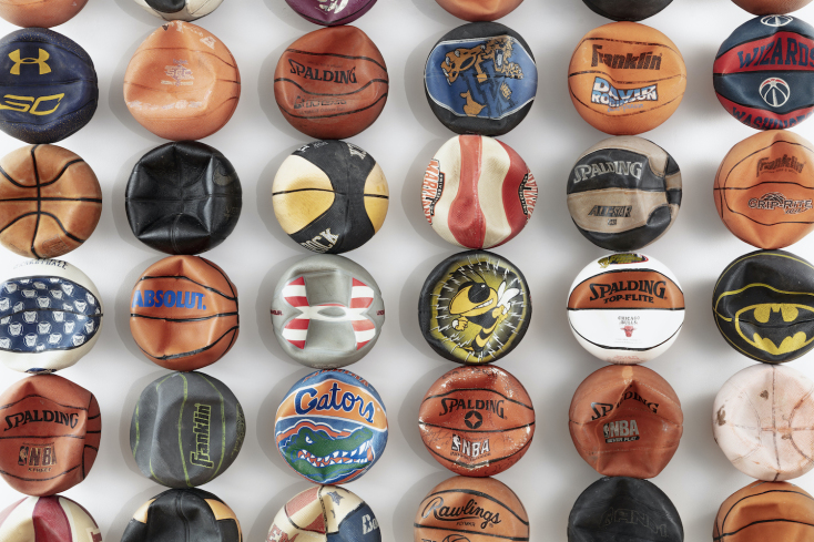 Tyrrell Winston: Παρουσίαση της έκθεσής του New Religion, True Religion, Bigger than the Pope στην Allouche Benias.