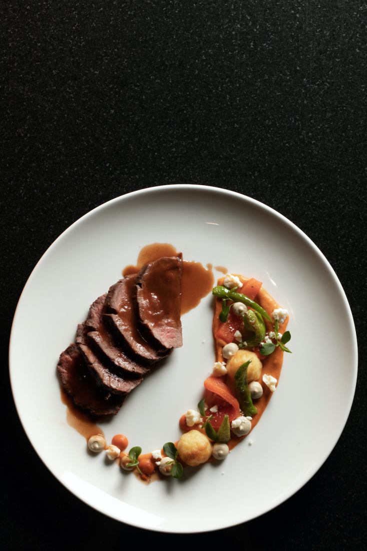 Μοσχαρίσιο φιλέτο ταλιάτα μπριάμ, νιφάδες φέτας