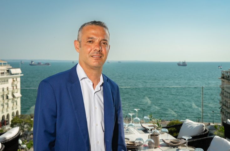 Ορίζοντες: Δοκιμάσαμε το μενού στο roof garden του Electra Palace στη Θεσσαλονίκη, από τον σεφ Γιώργο Βαγιωνά και τον food and beverage manager Νίκο Σπαχή.