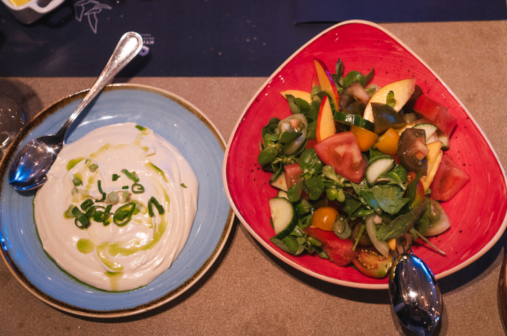 Η Γιώτα Κουφαδάκη της Μπουκαδούρας κι ο Απόστολος Αλτάνης του Hyatt Regency συνεργάζονται για πέντε ιδιαίτερα γαστρονομικά events.