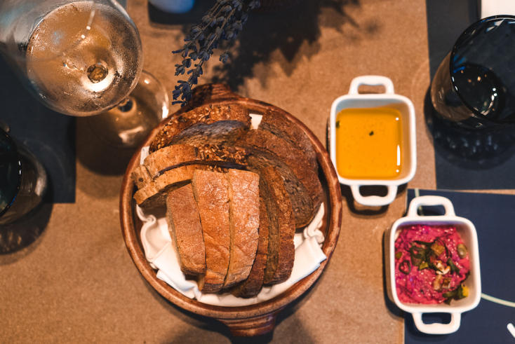 Η Γιώτα Κουφαδάκη της Μπουκαδούρας κι ο Απόστολος Αλτάνης του Hyatt Regency συνεργάζονται για πέντε ιδιαίτερα γαστρονομικά events.