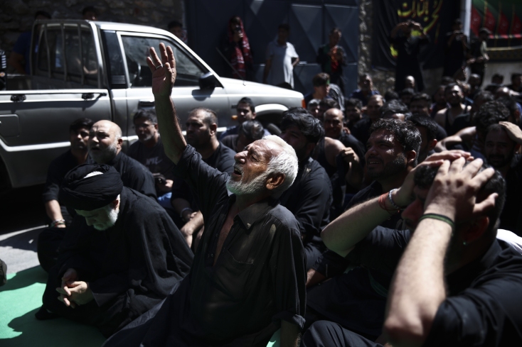 Θρησκευτική γιορτή Ασούρα στον Πειραιά