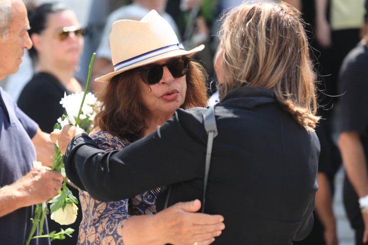 Η Χαρούλα Αλεξίου