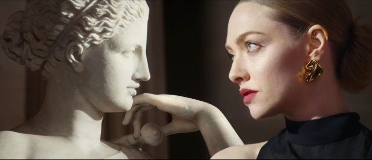 Lancôme x Louvre: Μια συλλογή προϊόντων μακιγιάζ, που δημιούργησαν το μουσείο του Παρισιού και η εταιρία ομορφιάς με έμπνευση εκθέματα του Λούβρου. 