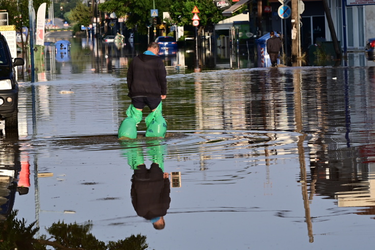 Πλημμυρισμένος ο Άγιος Θωμάς Λάρισας