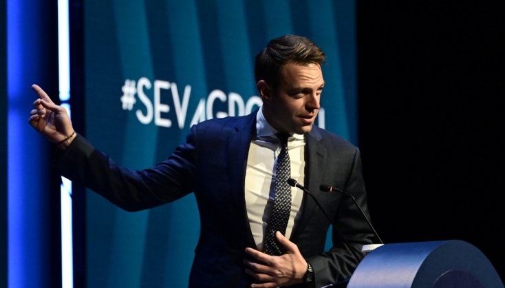 Στέφανος Κασσελάκης στον ΣΕΒ: «Η σύγχρονη Αριστερά δεν δαιμονοποιεί τη λέξη "κεφάλαιο"»