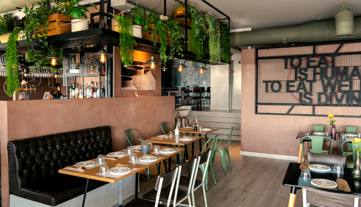 High School Pizza Bar: Italiano vero με φόντο τον Όλυμπο