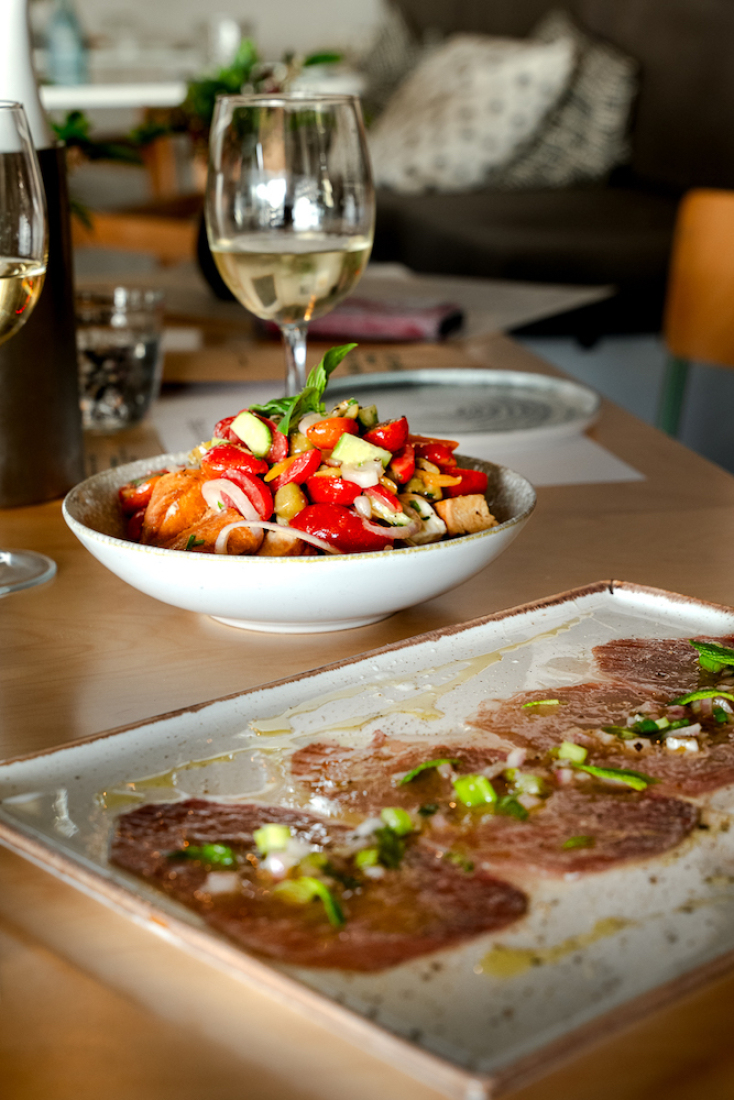 High School Pizza Bar: Italiano vero με φόντο τον Όλυμπο