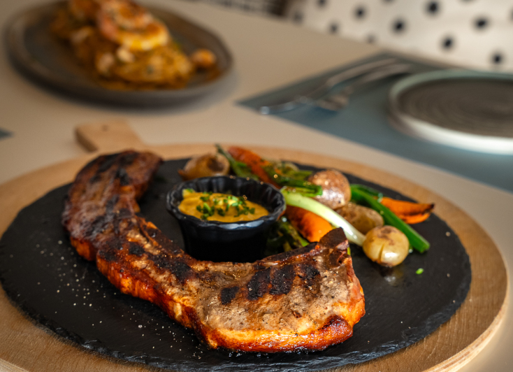 High School Pizza Bar: Italiano vero με φόντο τον Όλυμπο