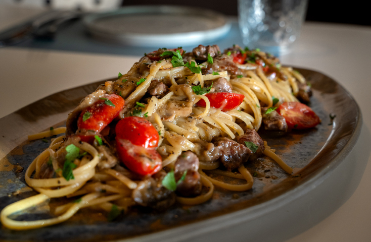 High School Pizza Bar: Italiano vero με φόντο τον Όλυμπο