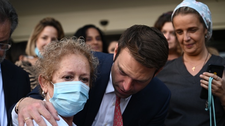 Στέφανος Κασσελάκης για την επίσκεψη στο «Γεννηματάς»: Είμαι 1.000% δίπλα στους εργαζόμενους