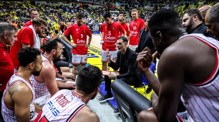 Φενερμπαχτσέ - Ολυμπιακός 79-77: Άγγιξαν την ανατροπή οι «ερυθρόλευκοι» αλλά δεν την κατάφεραν 