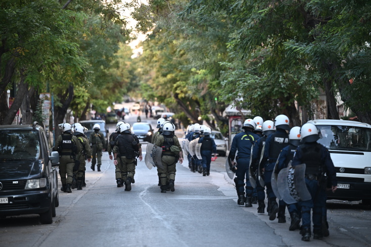 ΜΑΤ στη Στουρνάρη