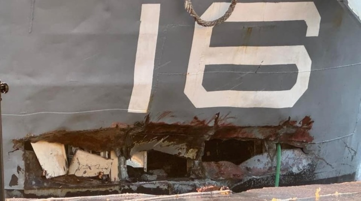 Θεσσαλονίκη: «Χτυπήθηκε» από την φουρτούνα το ιστορικό αντιτορπιλικό «Βέλος»