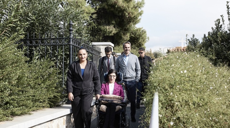 Ο Κυριάκος Μητσοτάκης συναντήθηκε με ωφελούμενη του Προσωπικού Βοηθού