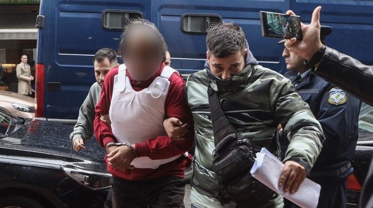 Για καφέ πήγε αφού σκότωσε την 43χρονη o 71χρονος γυναικοκτόνος της Σαλαμίνας