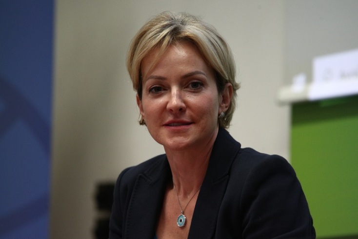 Σδούκου: Εργαζόμαστε με στόχο οι ανανεώσιμες πηγές ενέργειας  να φθάσουν στο 80%  της ηλεκτροπαραγωγής Το υπουργείου ανακοίνωσε παράταση ενός έτους του κανονισμού αδειοδότησης των ΑΠΕ