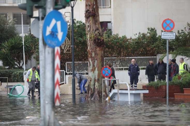 Κίνηση τώρα σε δρόμους της Αττικής - Κυκλοφοριακά προβλήματα