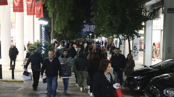 «Κόκκινη νύχτα» στον Πειραιά