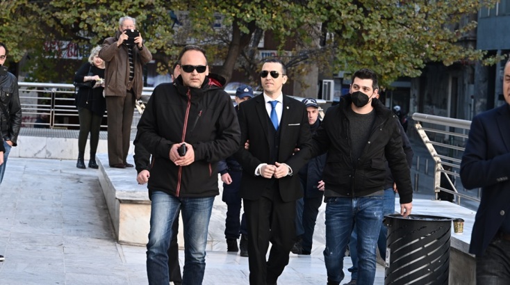 Ορκίστηκε δημοτικός σύμβουλος ο Ηλίας Κασιδιάρης © ΤΑΤΙΑΝΑ ΜΠΟΛΑΡΗ/EUROKINISSI