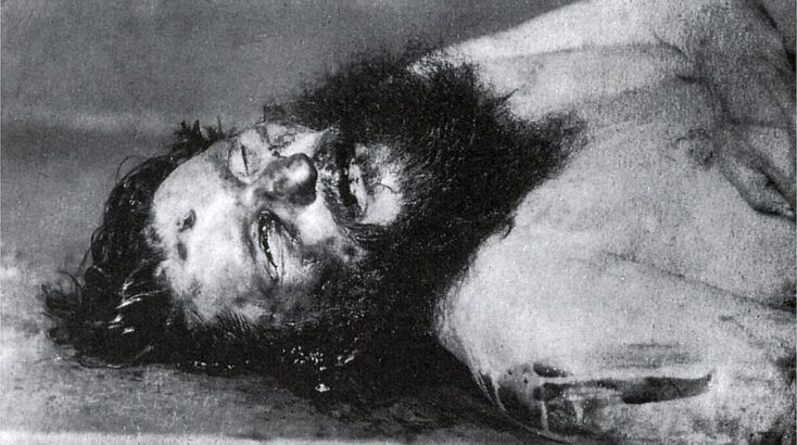 Φωτογραφία της σορού του Ρασπούτιν από τον φάκελο της αστυνομίας © wikipedia/commons