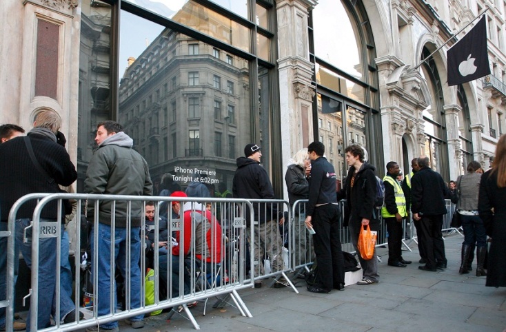 Σαν σήμερα, ο Steve Jobs παρουσιάζει το πρώτο iPhone στην έκθεση τεχνολογίας Macworld στο Σαν Φρανσίσκο