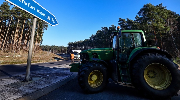 Οι αγρότες στους δρόμους της Γερμανίας