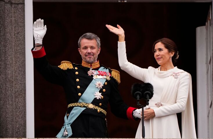 Δανία: Το πρώτο φιλί του βασιλικού ζευγαριού (βίντεο)