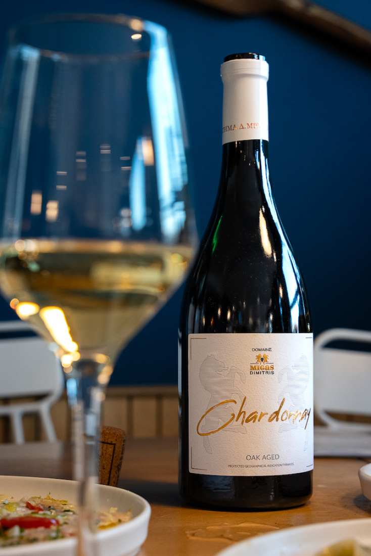 Ο Αντώνης Παττακός ομορφαίνει με κρασιά και αρώματα της Νότιας Ελλάδας τα τσιμπούσια του Βορρά 