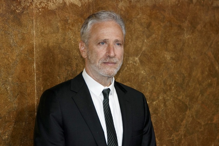 Ο Jon Stewart επιστρέφει στο «Daily Show» εν μέσω προεκλογικής περιόδου