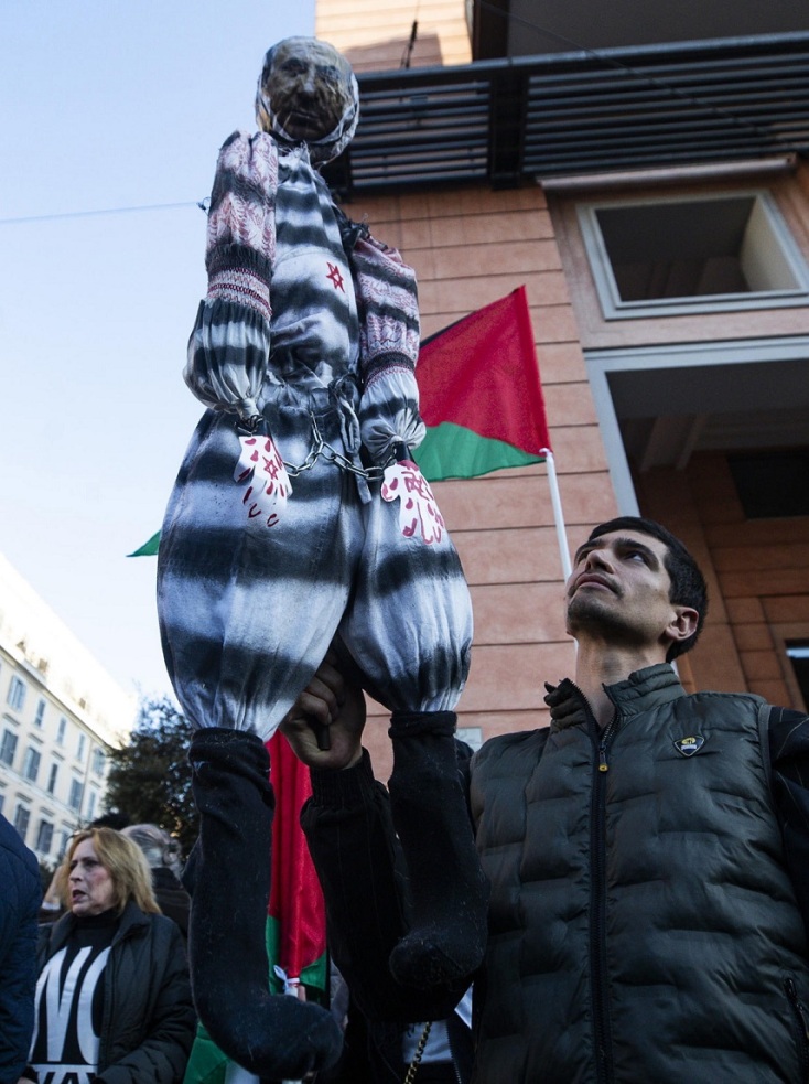 Ιταλία: Στους 2.000 οι συμμετέχοντες στις πορείες υπέρ των παλαιστινίων