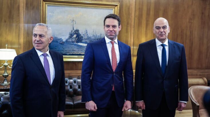 Στέφανος Κασσελάκης και Νίκος Δένδιας στο Πεντάγωνο