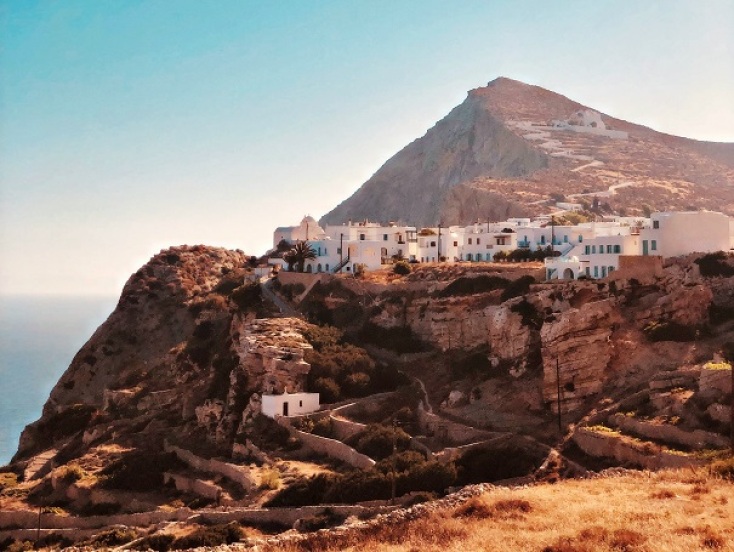 Κυκλάδες: Ποια νησιά-μνημεία πολιτισμικής κληρονομιάς βρίσκονται υπό απειλή 