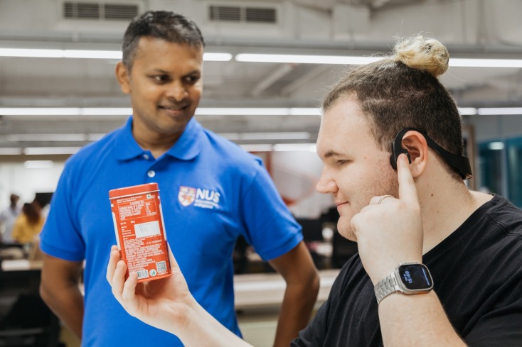 AiSee: Νέα συσκευή επιτρέπει σε άτομα με προβλήματα όρασης να «δουν»