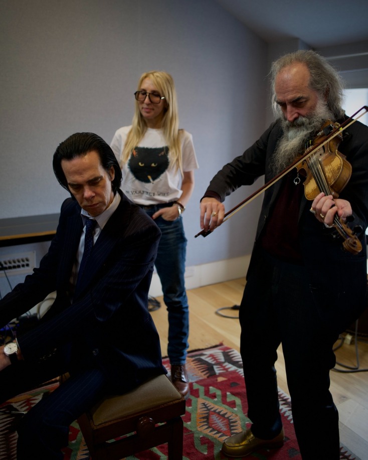 Ο Νικ Κέιβ γράφει τη μουσική της ταινίας «Back to Black» για τη ζωή της Έιμι Γουαϊνχάουζ