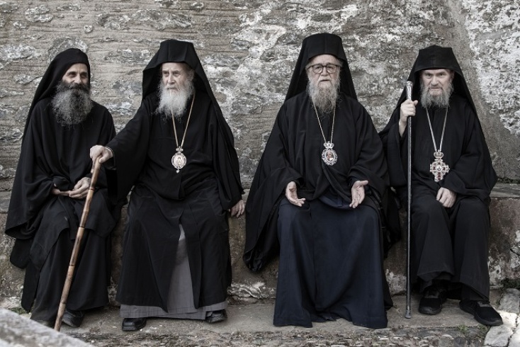 Άγιο Όρος για γάμο ομόφυλων: Είναι μεγάλο το έγκλημα - Αποδομείται το σύμπαν 