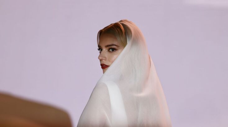 Η Anya Taylor-Joy στην παγκόσμια πρεμιέρα του «Dune: Part Two» © EPA/TOLGA AKMEN