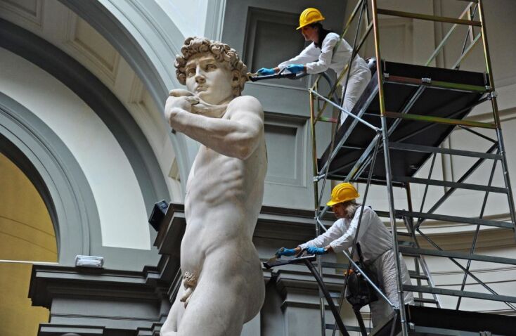 Φλωρεντία: Πώς καθαρίζεται ο Δαβίδ του Μιχαήλ Άγγελου;