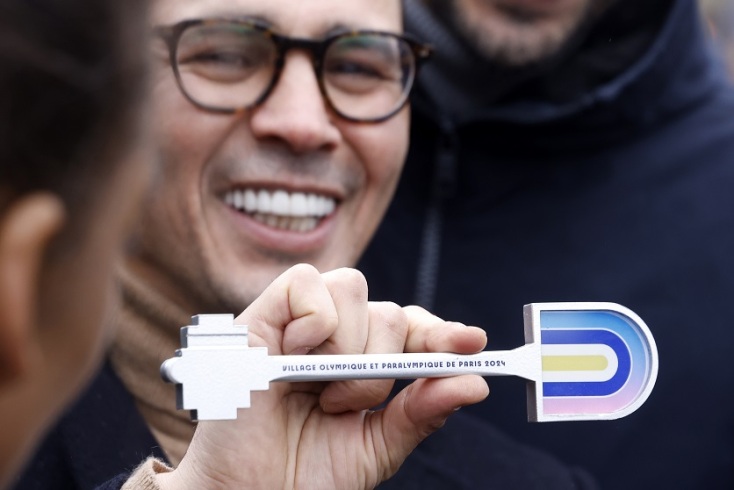 Παρίσι 2024: Εγκαινίασε το Ολυμπιακό Χωριό ο Γάλλος Πρόεδρος Εμανουέλ Μακρόν 