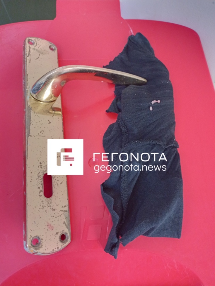 Το πόμολο που σφηνώθηκε στο χέρι του μαθητή στον Βόλο