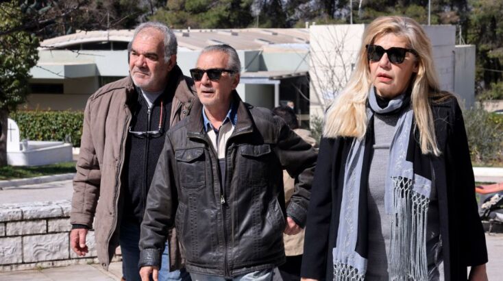 Ηλίας Λογοθέτης: Θλίψη και συγκίνηση στο τελευταίο «αντίο» © NDPPHOTO / ΑΝΔΡΕΑΣ ΝΙΚΟΛΑΡΕΑΣ