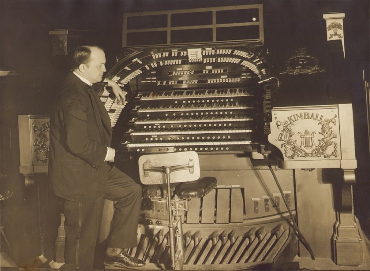 Σαν σήμερα: Η ιστορία του θρυλικού κινηματογράφου Roxy Theater