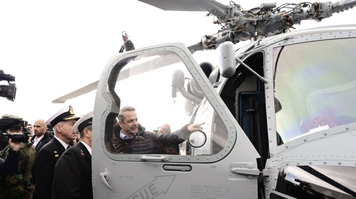 Ο πρωθυπουργός παρέστη στην παραλαβή τριών ελικοπτέρων τύπου Romeo MH-60R Seahawk © ΜΙΧΑΛΗΣ ΚΑΡΑΓΙΑΝΝΗΣ/EUROKINISSI