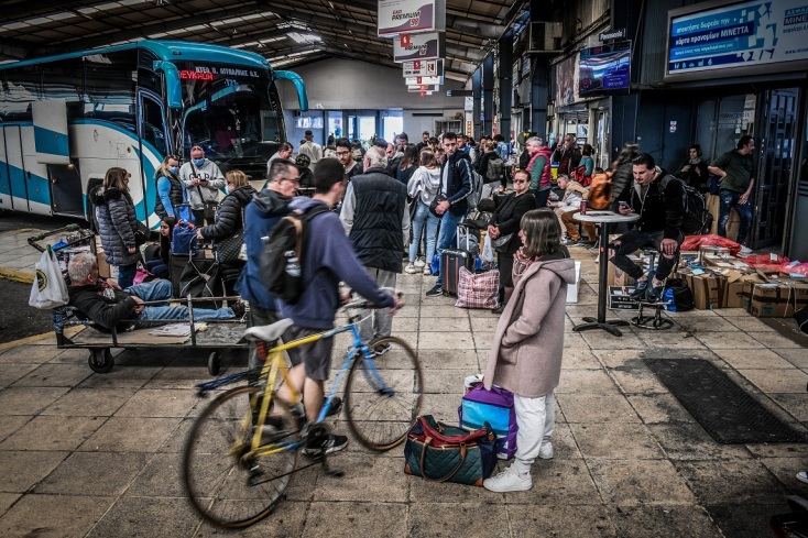 25η Μαρτίου: Ξεκίνησε η έξοδος του τριημέρου – Γεμάτα πλοία και ΚΤΕΛ