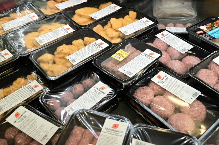 Αυγενάκης: Αμείλικτοι στην εφαρμογή του νόμου περί τροφίμων ενόψει Πάσχα