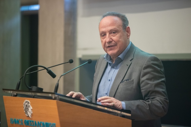 Στέλιος Αγγελούδης: Το τέλος του νυχτερινού ημιμαραθωνίου προανήγγειλε ο δήμαρχος Θεσσαλονίκης με ανάρτησή του - Θέτει ζήτημα οικονομικής διαφάνειας. 